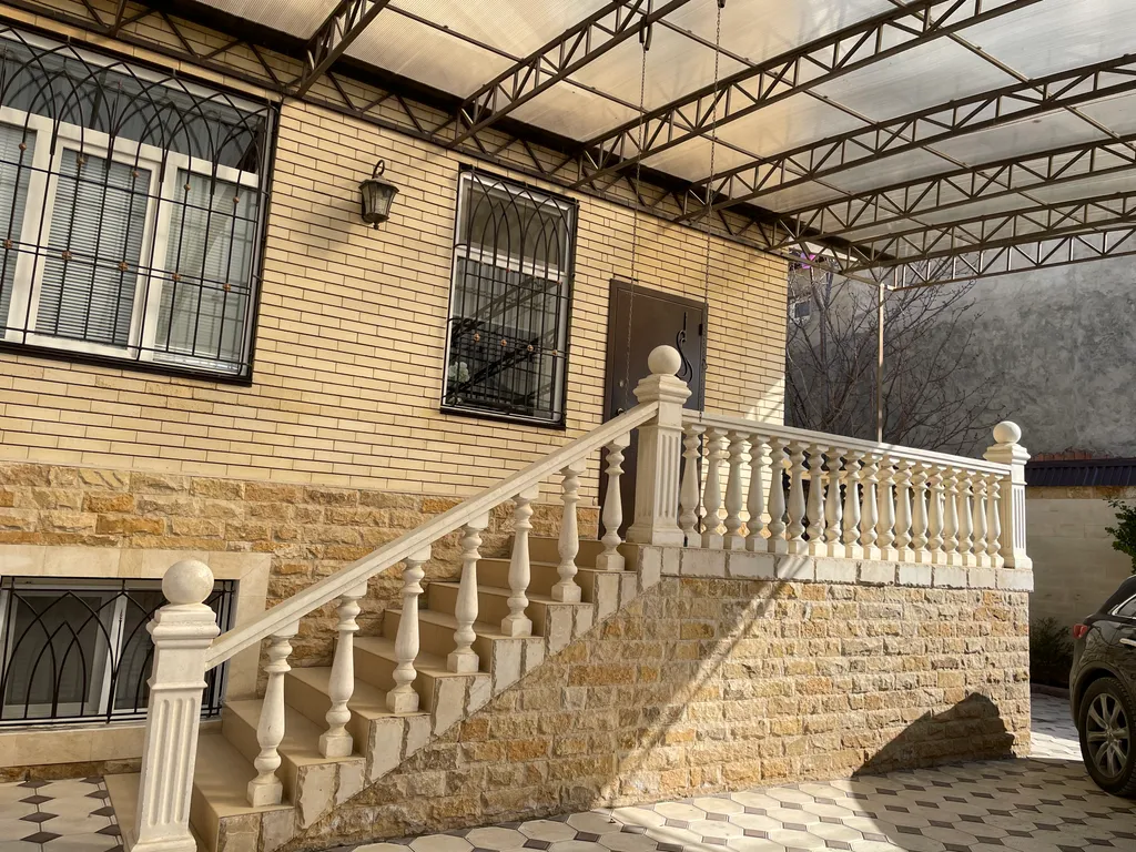 Коттедж Уютный дом, в центре города ,с шашлычной зоной и крытым двором. — Махачкала