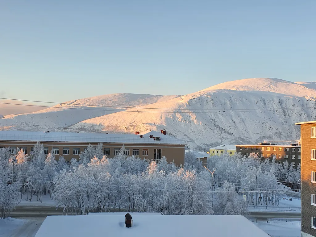 Квартира 3-комнатная Квартира — Кировск