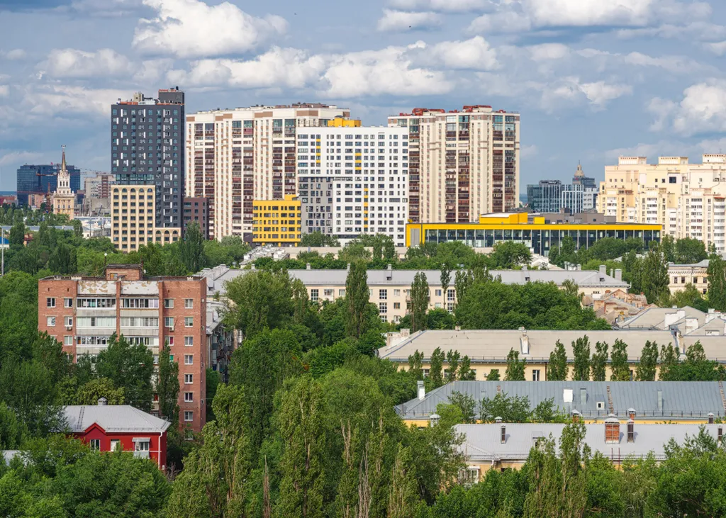 Просторная квартира с кухней-гостиной и панорамным видом