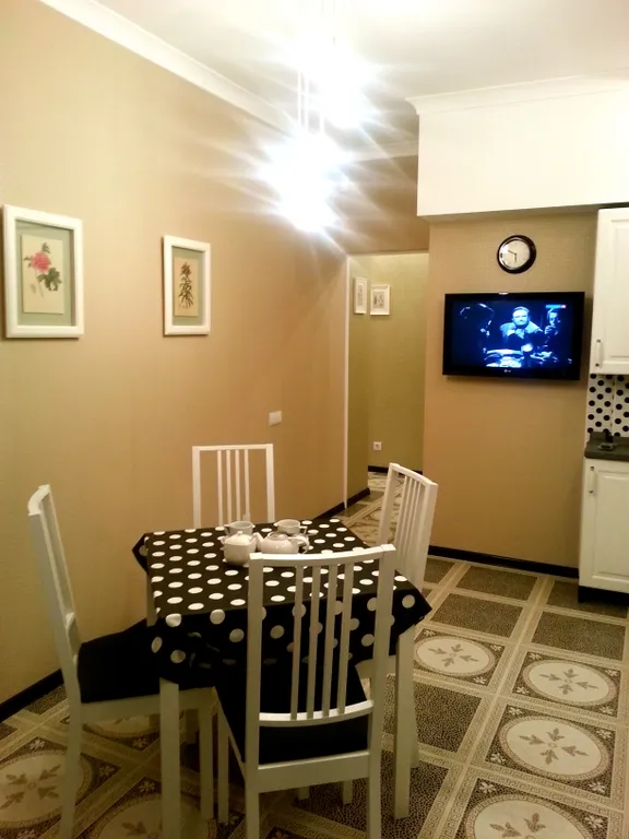 Просторная двухкомнатная квартира в самом центре города