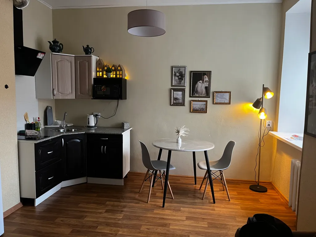 Квартира Просторная студия рядом с центром — аренда посуточно в Псков