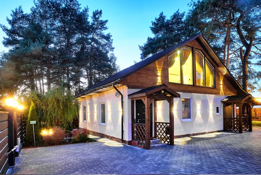 Усадьба и русская баня с холодной купелью Котра