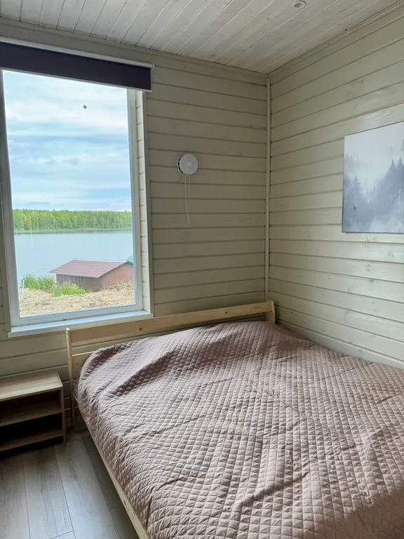 Коттедж Онежская Горка на берегу озера