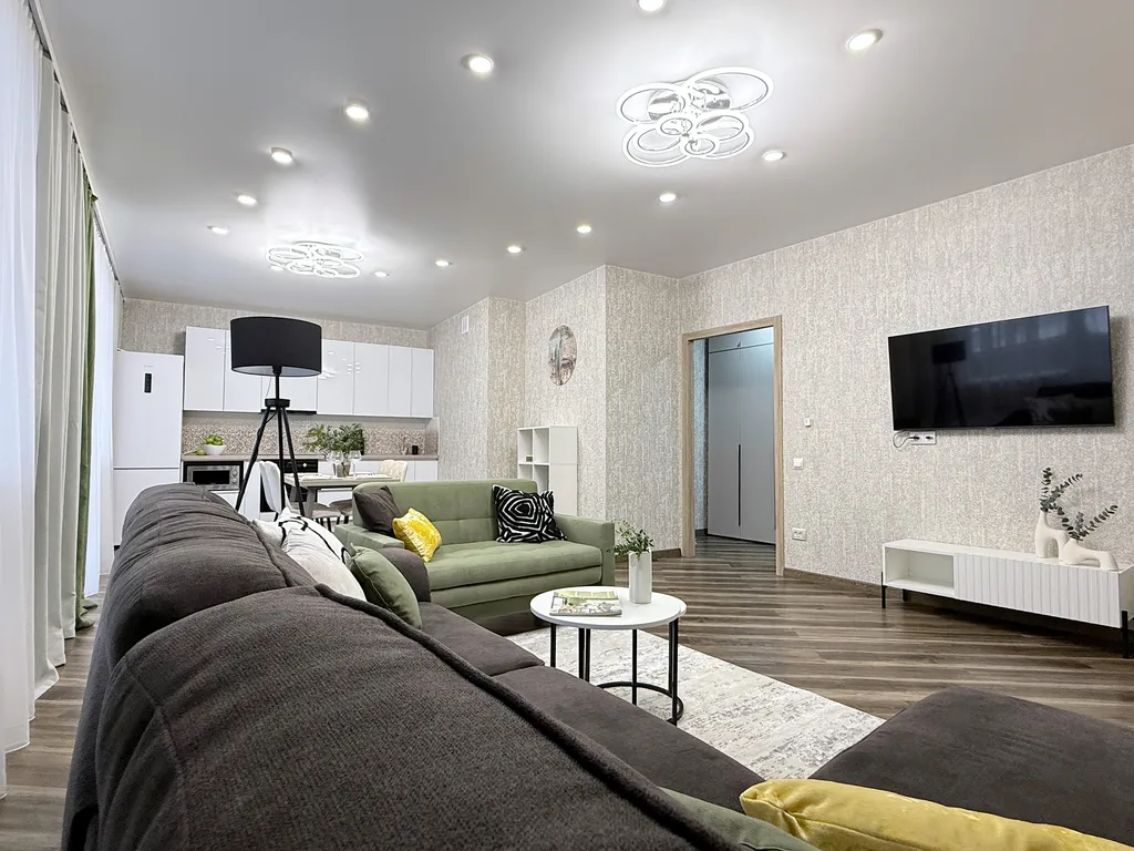 Двушка на 7 человек у нового ЛДС Сибирь-арена