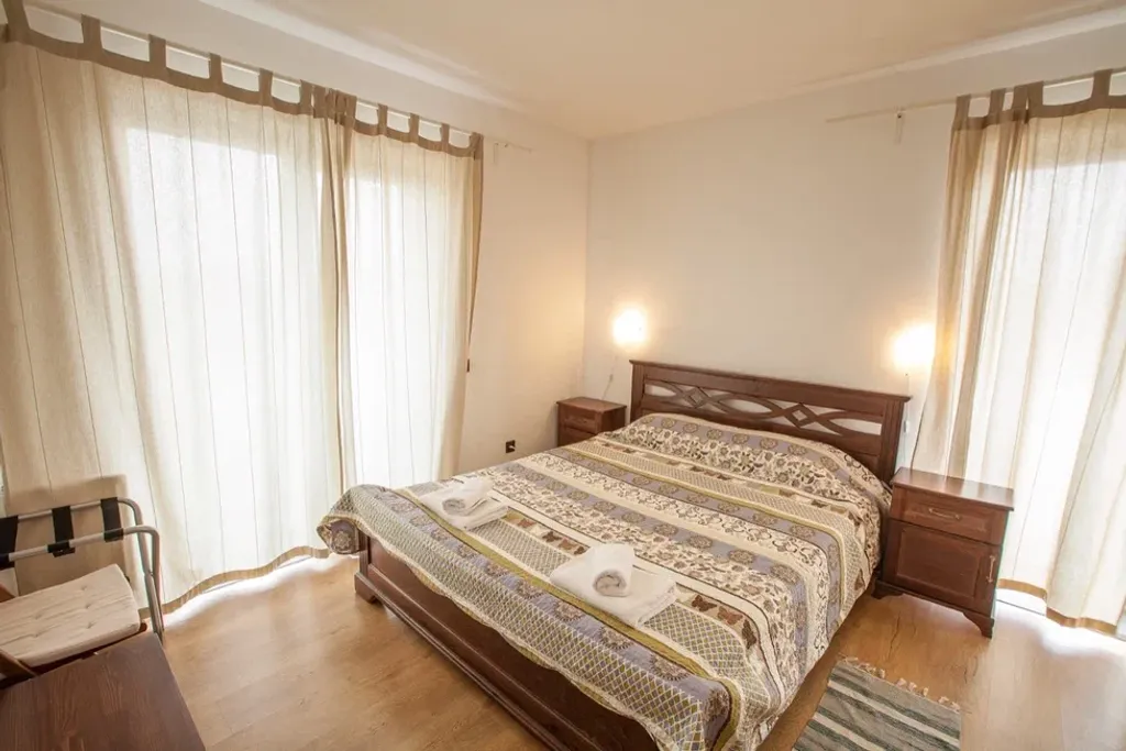 Уютный коттедж на 14 человек