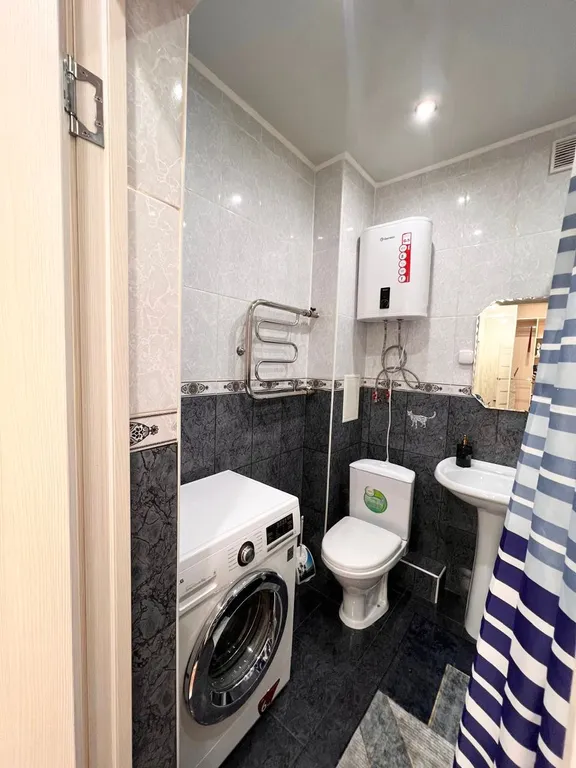 Уютная "евродвушка"с красивым видом на Китай, в ЦЕНТРЕ ГОРОДА