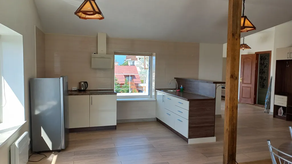 Трёхкомнатная квартира с панорамным видом на море и горы