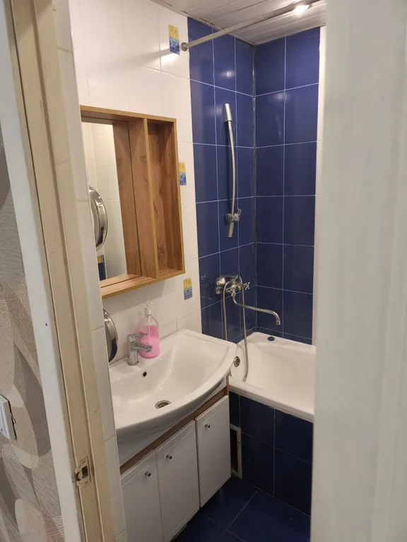 Большая трёхкомнатная квартира в районе железнодорожного вокзала