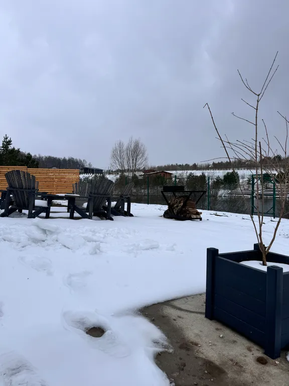 Дом-сфера на первой линии озера