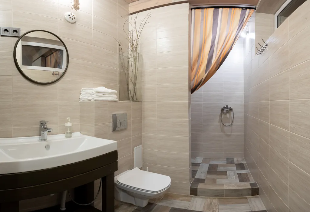 Виноград, дом на 6-8 человек в лесу