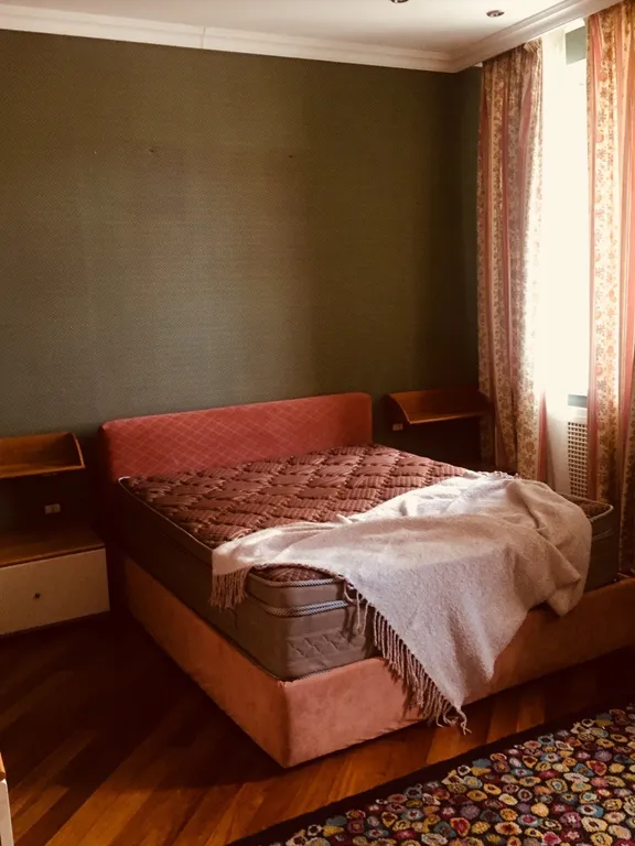 Квартира на Патриарших с двумя спальнями