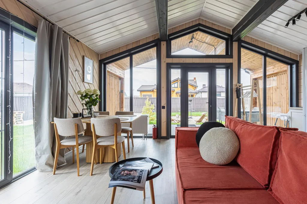 Коттедж Панорамный дом среди зимнего леса рядом с озером — Семеновское