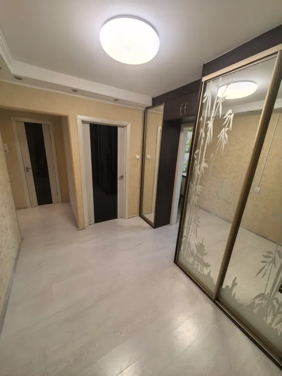 Классная двушка возле сокб и университета