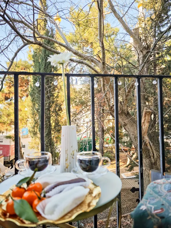 Квартира Квартира Счастье жить в Севастополе в самом центре с видом на Покровский собор — Севастополь