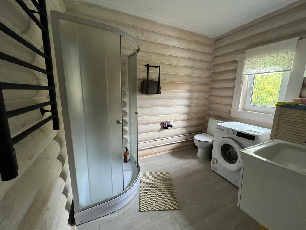 Коттедж Уютный бревенчатый домик — Истра