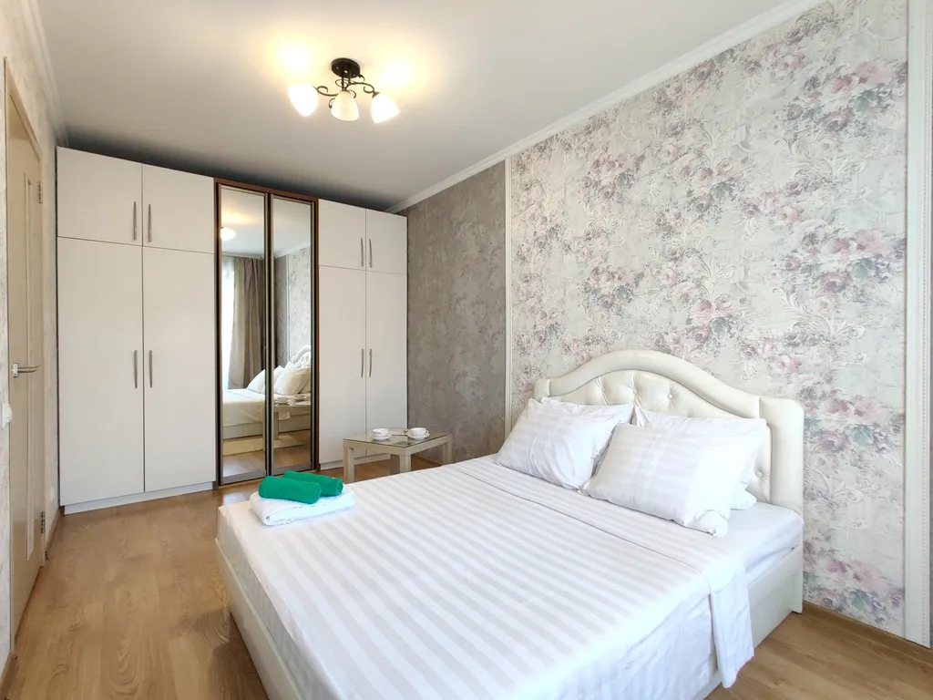 Квартира 2-комнатная в центре с видом на сквер — аренда посуточно в Бобруйск