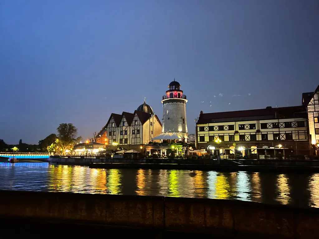 Стильный двухкомнатный люкс с видом на Кафедральный собор