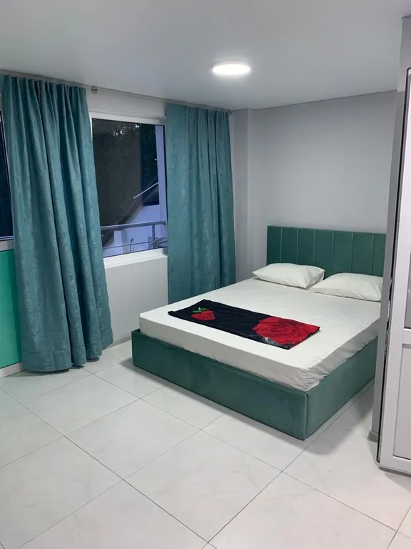 Квартира Полулюкс с балконом с видом на море — аренда посуточно в Джубга