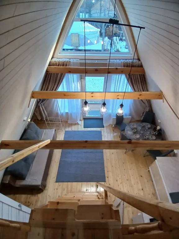 Уютный, теплый дом Семира