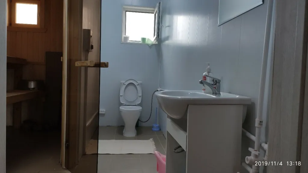 Коттедж Коттедж Дуплекс с сауной, терассой, зоной барбекю и детской площадкой — Уткино