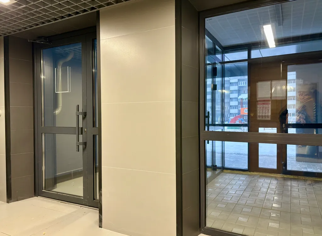 Светлая студия в новостройке на Южном с панорамными окнами