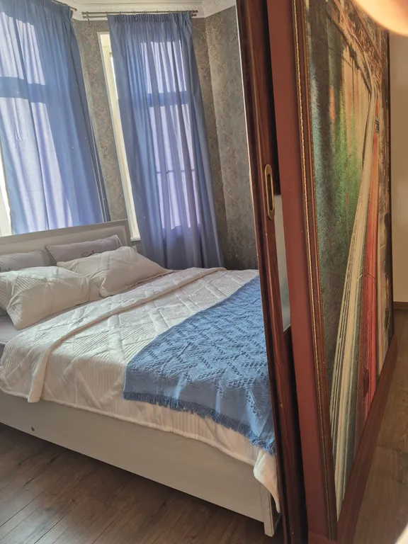 Стильная квартира в центре города с 2 изолированными спальнями