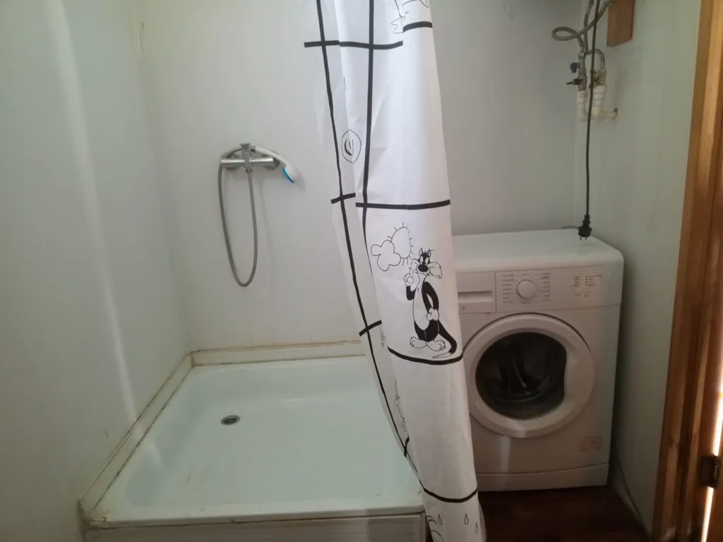 Уютный деревянный дом на берегу Азовского моря