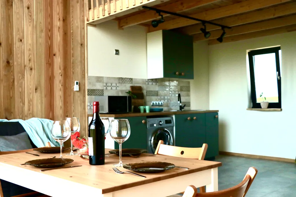 Дом с террасой с видом на море