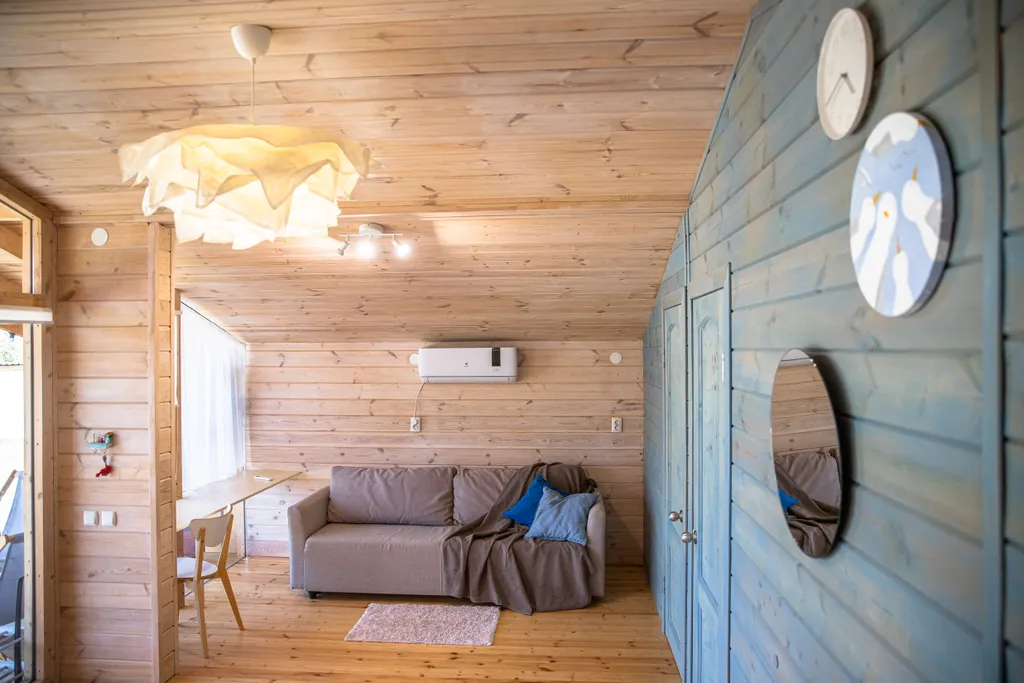 Коттедж Отдельный, уютный дом в 100 метрах от моря — Новоотрадное