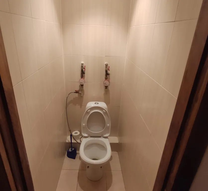 Комната в квартире с хозяином