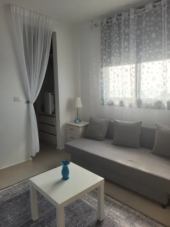 Комната+санузел с видом на море, центральный район