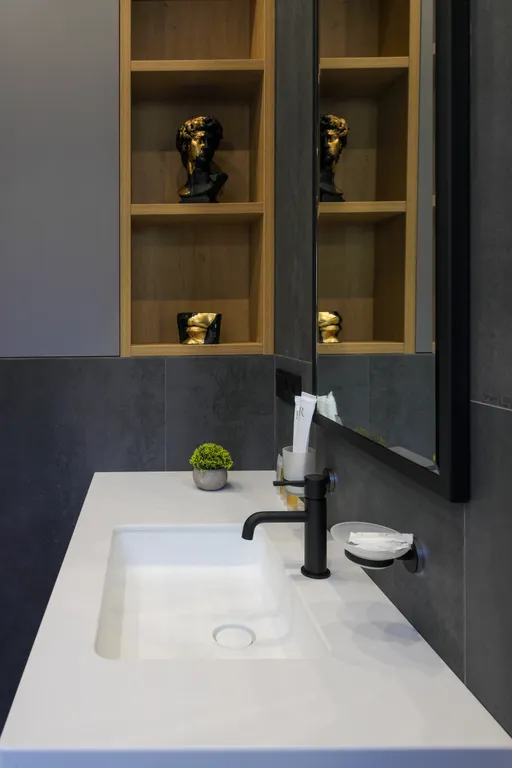 Коттедж c 2 спальнями, террасой, мангальной зоной и парковкой