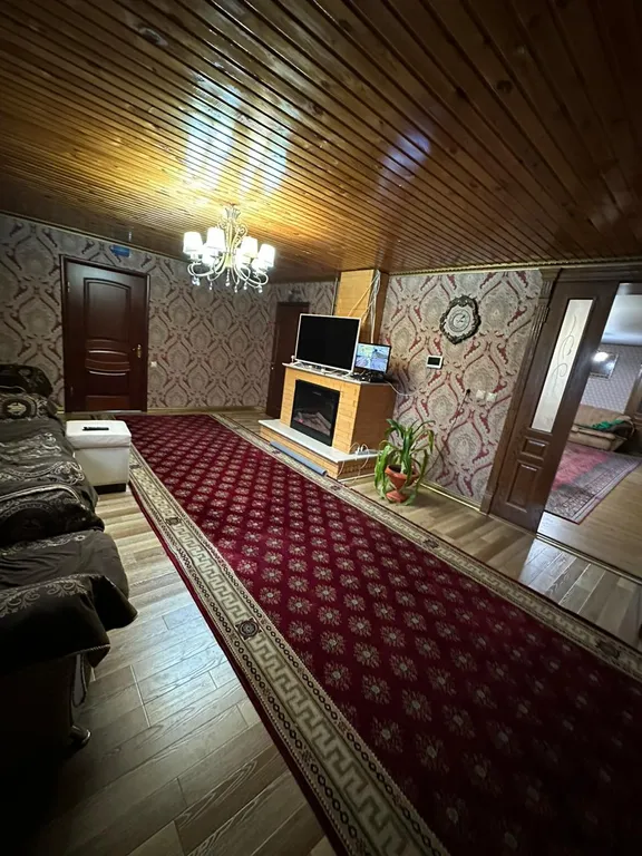 Дом у водопада Тобот