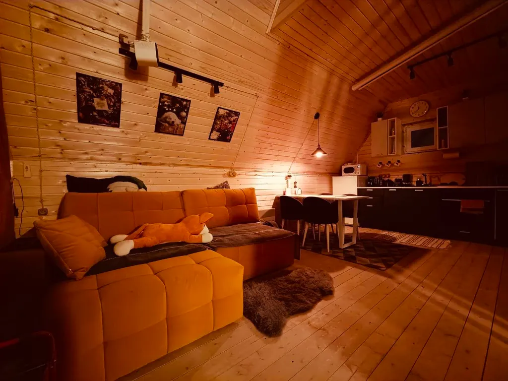 Домик а-фрейм на участке 10 соток