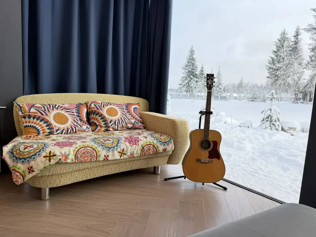 Премиальный дом с видом на лес и пруд в поселке года Ели estate