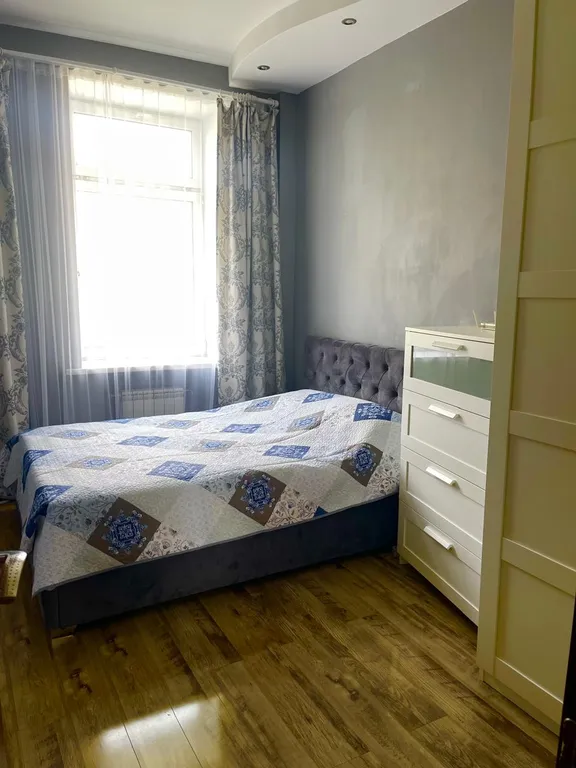 Квартира в сам центре у Белого дома с видом на площадь и Золотой мост