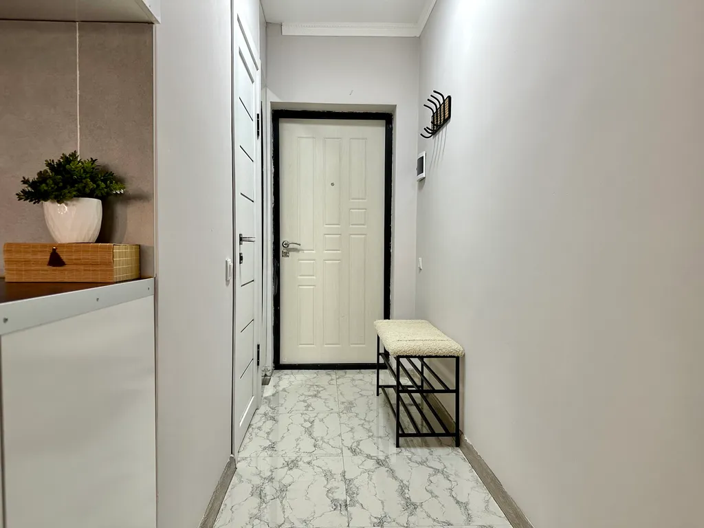 Яркая квартира Терракота в центре города с видом на Коктобе