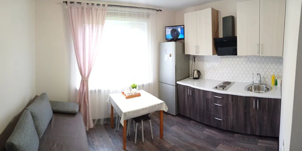 Коттедж Домик с террасой — Заозерный