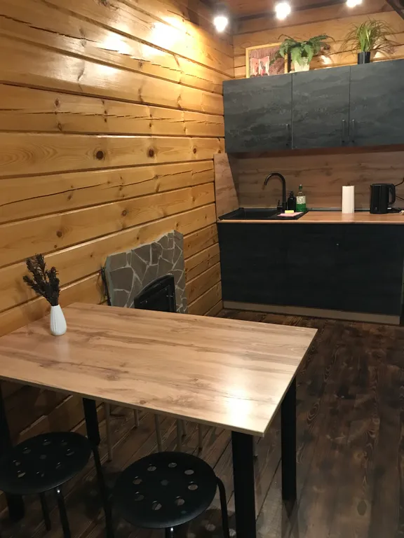 Сказочный дом в лесу