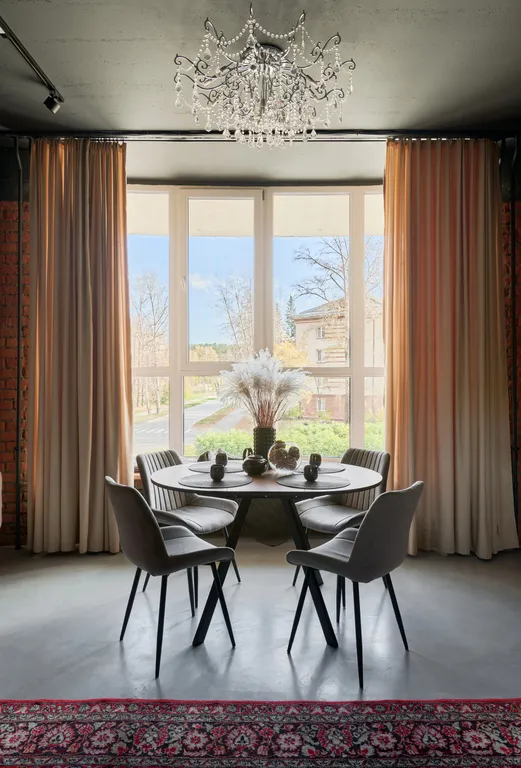 Роскошные апартаменты в стиле лофт в Академгородке