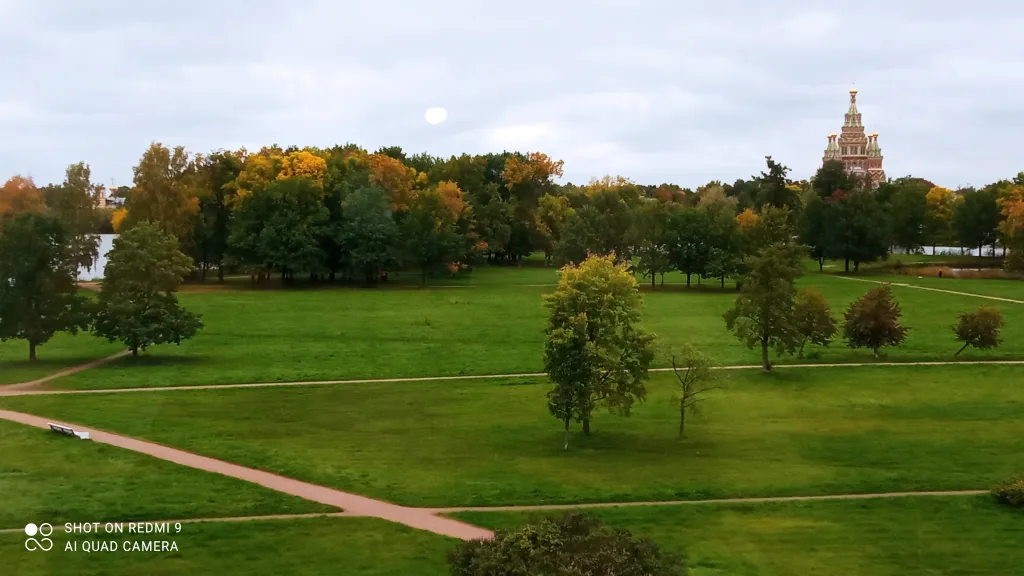 Вид на Петергоф