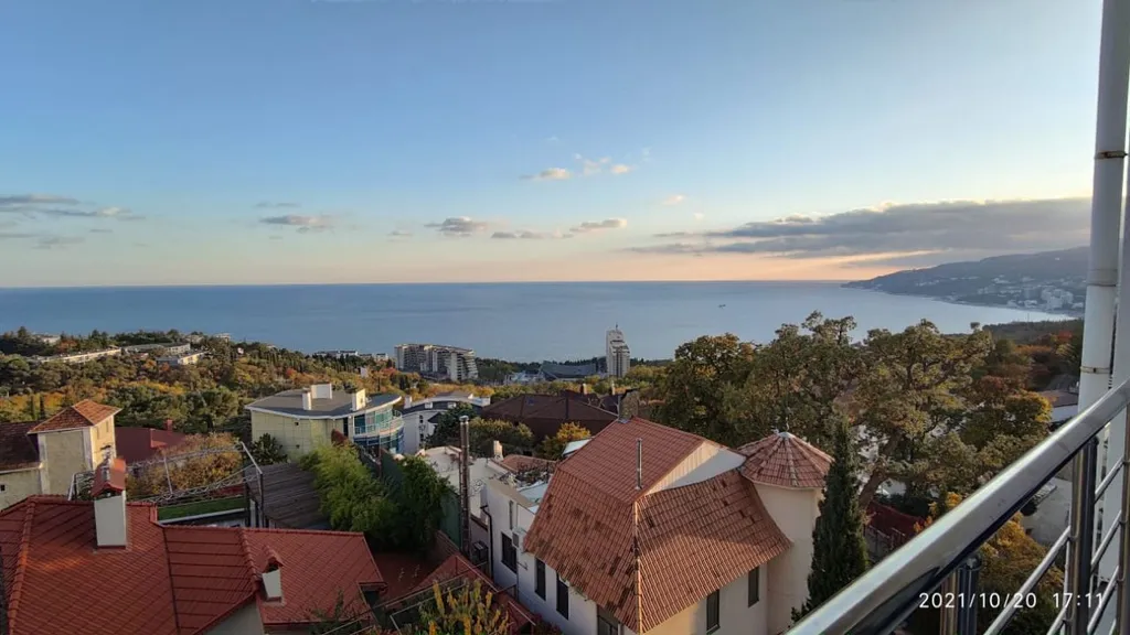 Уютный апартамент La Siesta Yalta с видом на море