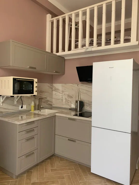 Красивая новая студия в Алупке