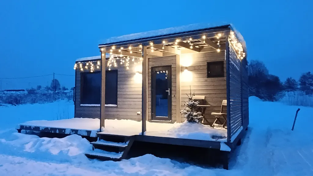 Коттедж Домик у реки с террасой — Тосно