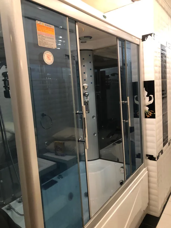 Солнечная, уютная квартира-студия в центре города