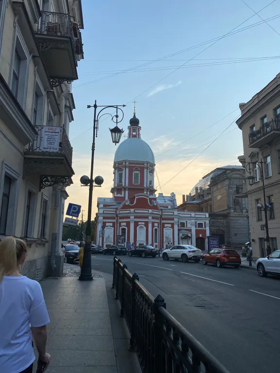 Новая уютная квартира в центре Петербурга