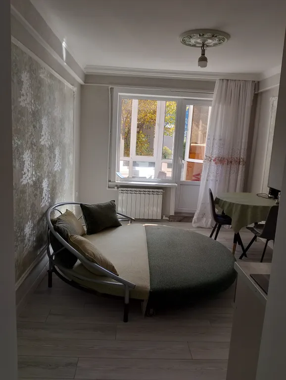 Студия с евроремонтом в хорошем районе