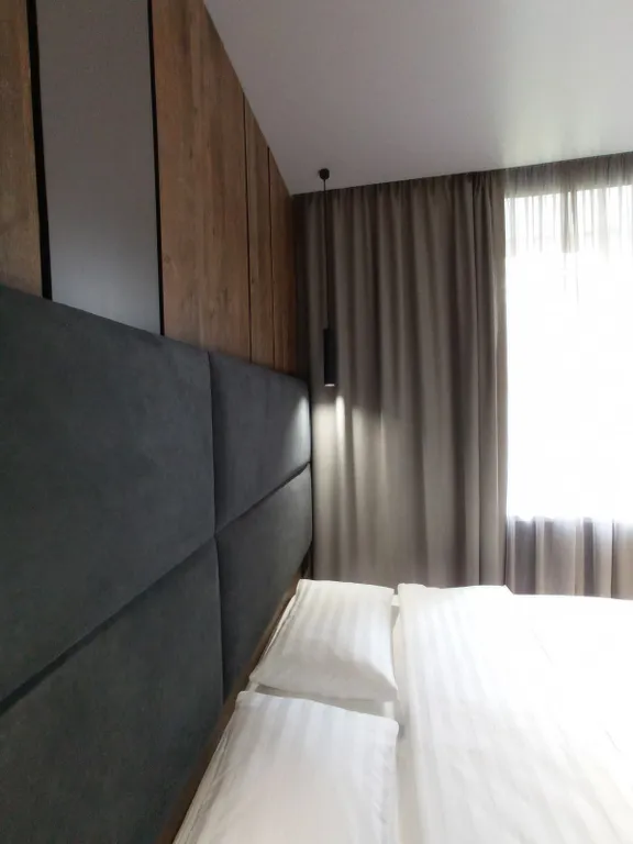 4-комнатная Квартира