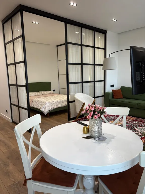 Романтическая квартира с дизайнерским ремонтом