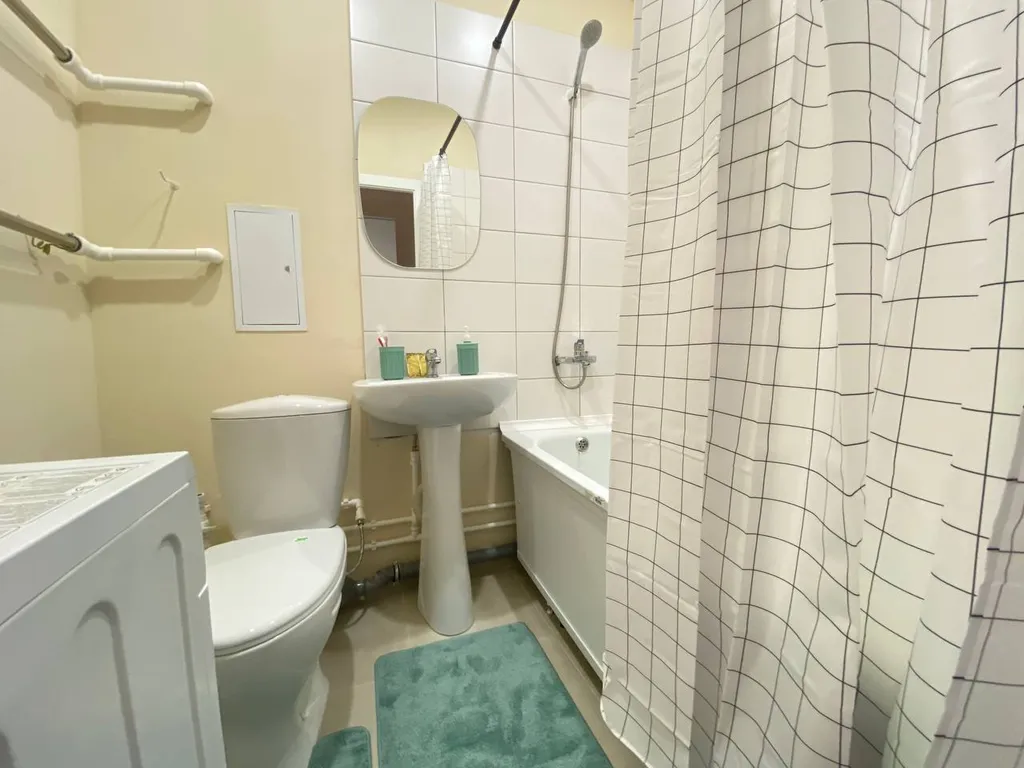 Уютнaя cветлaя квартира в центре с пoтpясающим видом